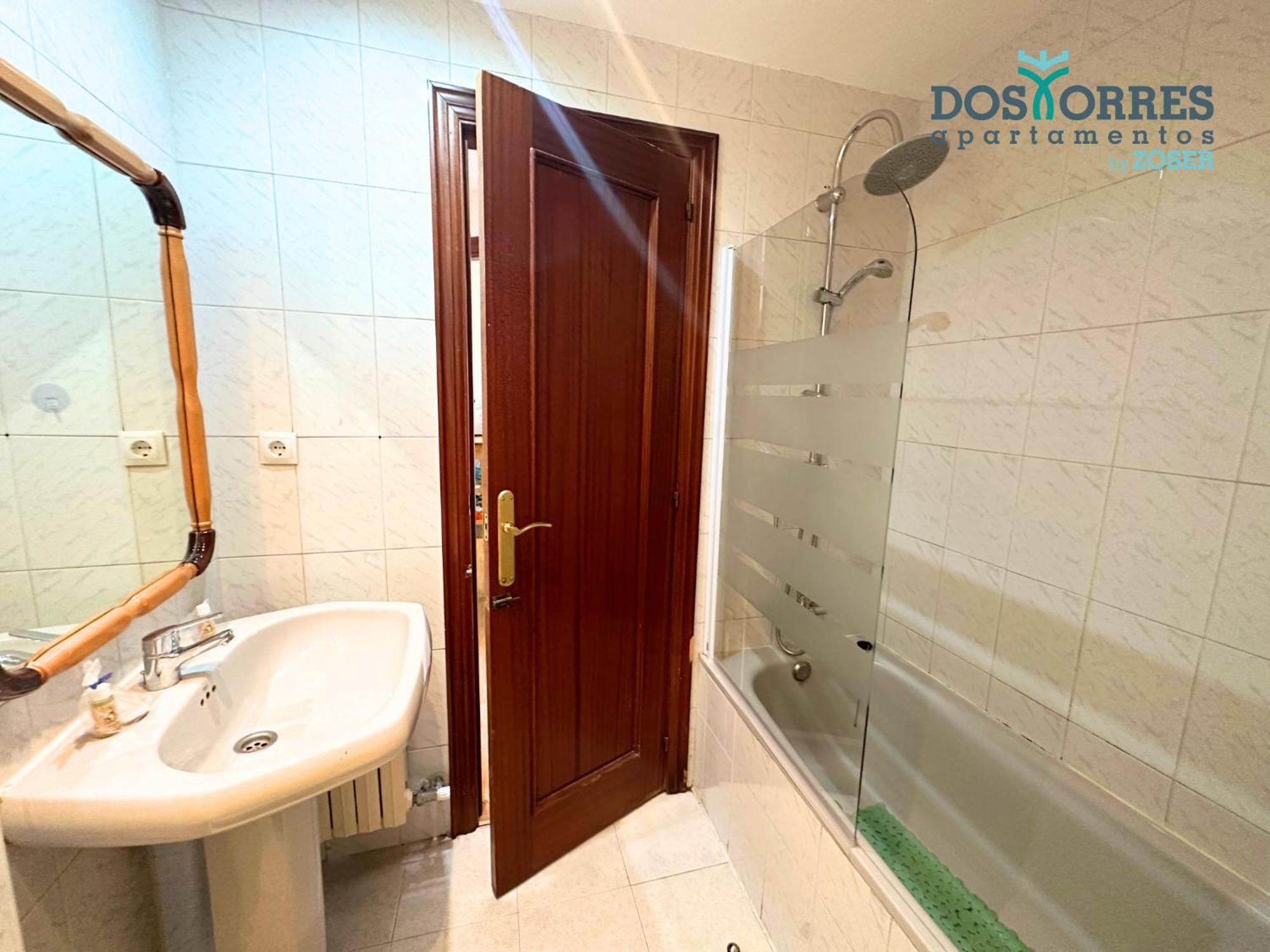 Dos Torres Hobbiton- En El Corazon Del Casco Historico Apartment ซาราโกซา ภายนอก รูปภาพ